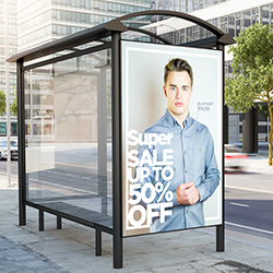 Carteles publicitarios de gran formato urbanos