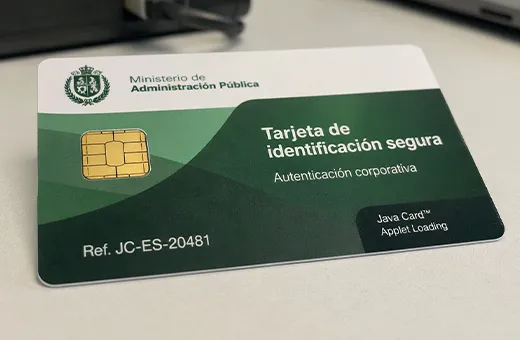 Tarjeta con chip y carga de applet seguro Java Card