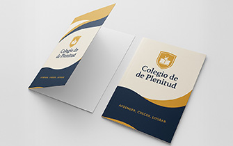 Carpeta cartonada A4 con hendido central