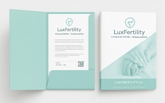 Carpeta con solapas personalizada para consultas y clínicas