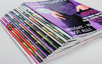 Revista periódica generalista o especializada con grapa