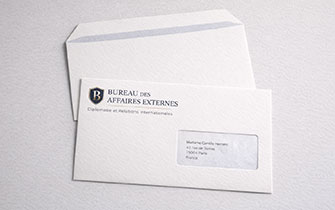 Sobres mecanizables personalizados para correspondencia institucional